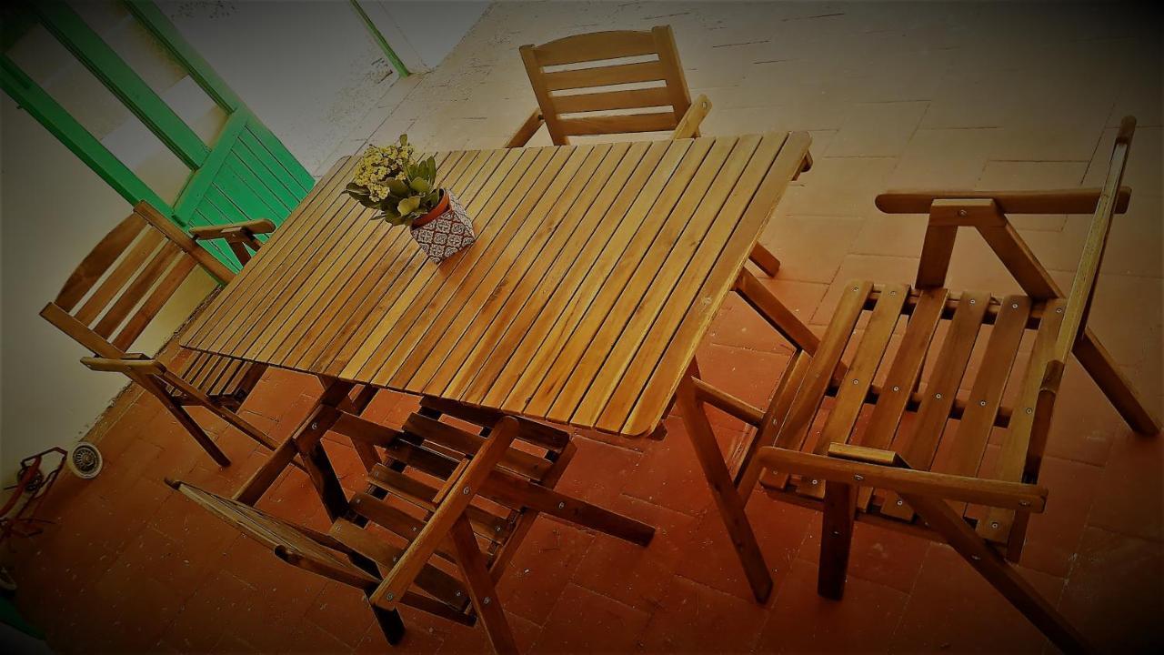 Bed and Breakfast Cala Vinagra House Carloforte  Exterior foto