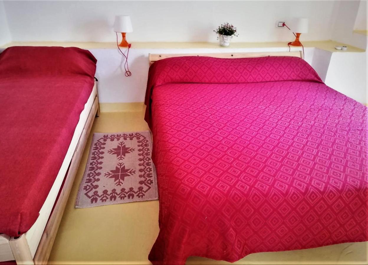 Bed and Breakfast Cala Vinagra House Carloforte  Exterior foto