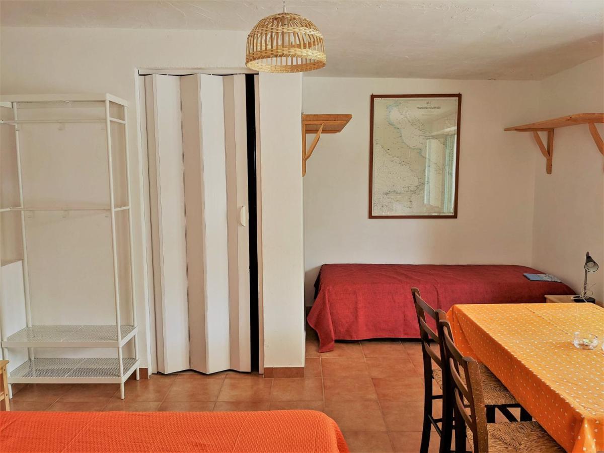 Bed and Breakfast Cala Vinagra House Carloforte  Exterior foto
