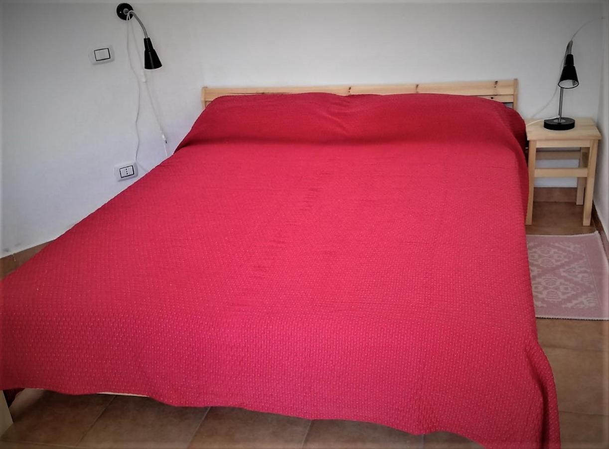 Bed and Breakfast Cala Vinagra House Carloforte  Exterior foto