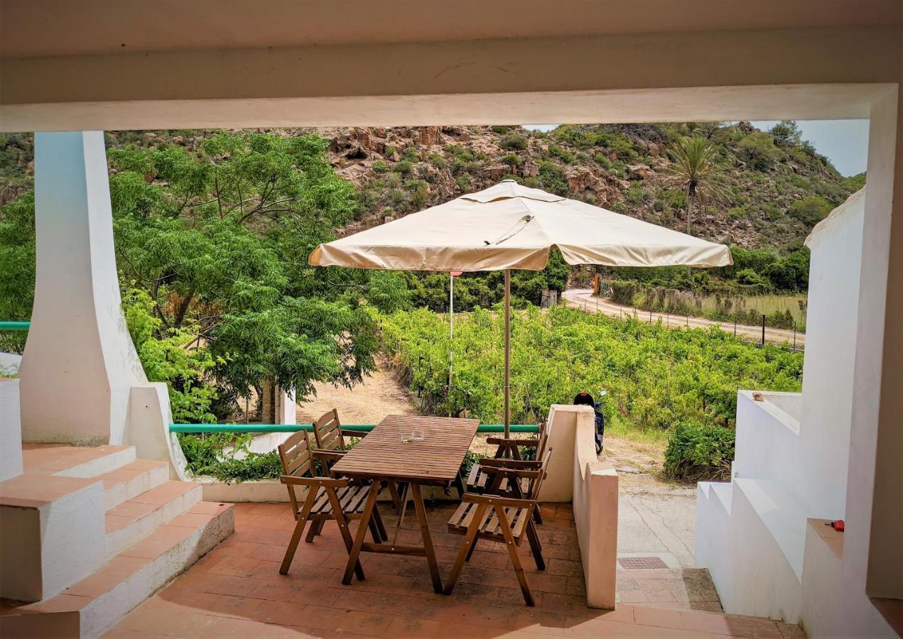 Bed and Breakfast Cala Vinagra House Carloforte  Exterior foto